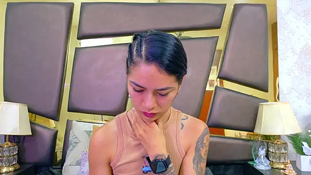 NicoleEsposito online show from March 17, 1:04 pm