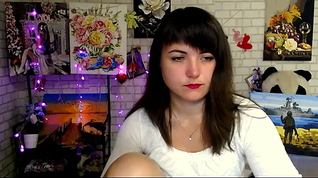 Snapshot of Darina_M_ chatting on October 16, 4:48 am Darina M online show from October 16, 4:48 am