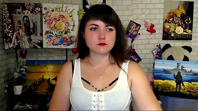 Snapshot of Darina_M_ chatting on October 5, 5:34 am Darina M online show from October 5, 5:34 am