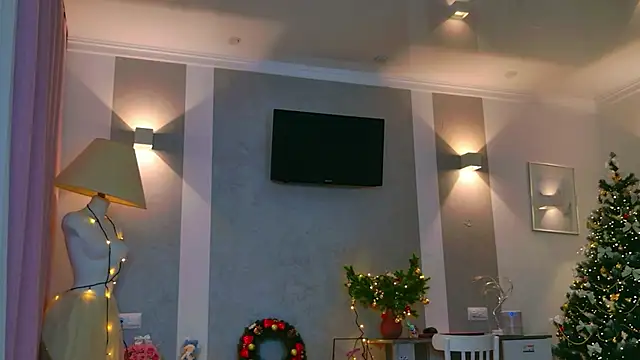 b4by LoL1 online show from January 10, 4:55 pm