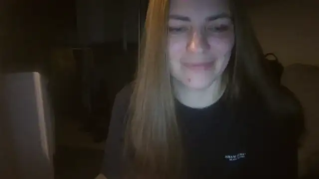 Snapshot of AnnaDiamond1 chatting on September 13, 11:02 pm AnnaDiamond1 online show from September 13, 11:02 pm