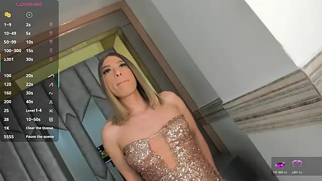 nayshalopestss online show from December 15, 9:09 pm