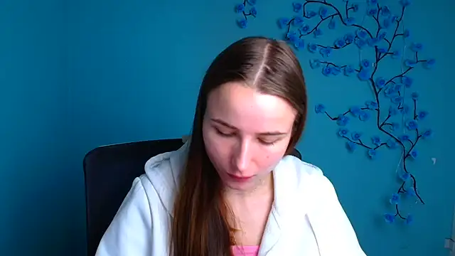 Eva Janee online show from June 17, 5:42 am