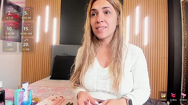 EvaaLovia1 online show from March 19, 1:59 pm