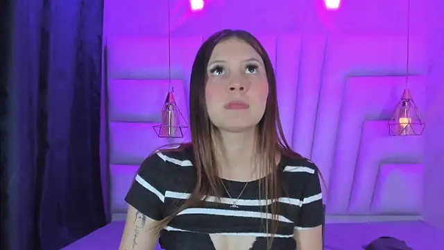 AngelaaCute  online show from February 28, 7:46 pm