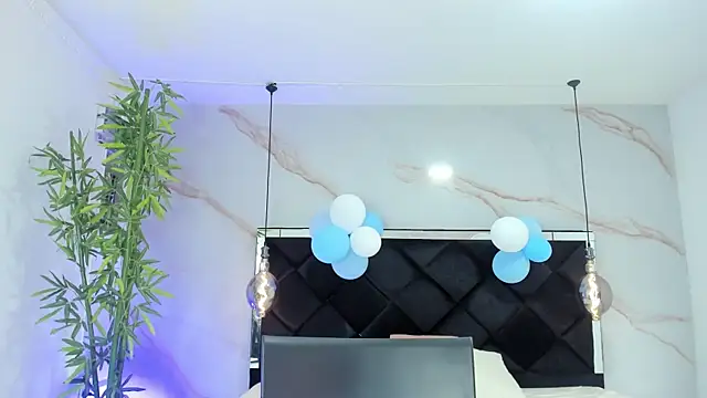 AngelaaCute  online show from October 2, 12:32 pm