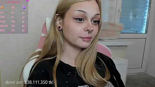shy melony online show from July 6, 10:31 am