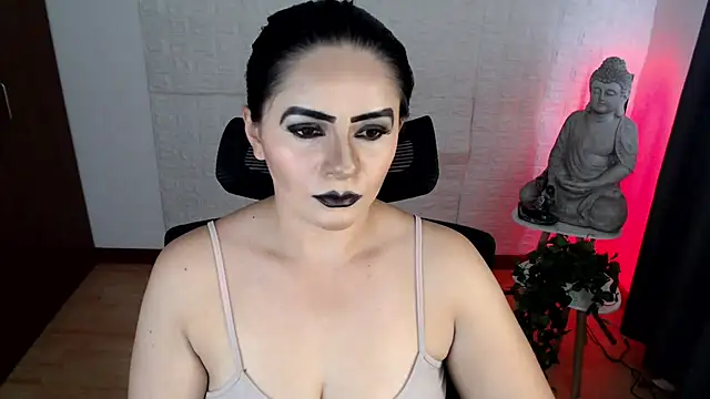 GODDESS EVANS online show from March 26, 6:42 pm