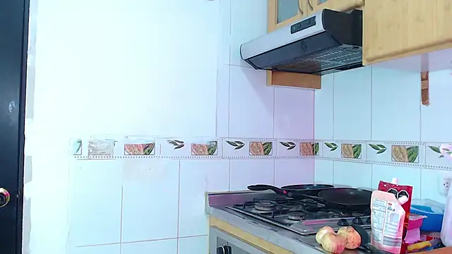 Ruby Your Milf online show from April 1, 8:39 pm