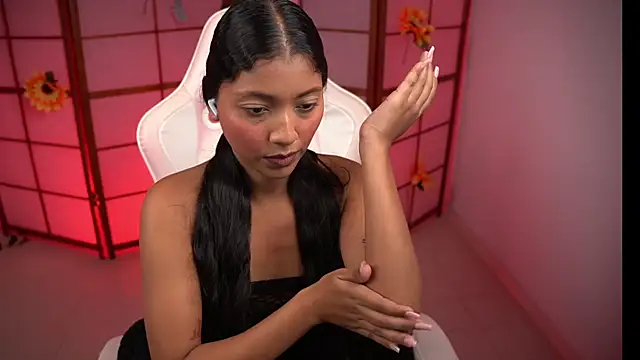 small emilie online show from October 15, 1:14 pm