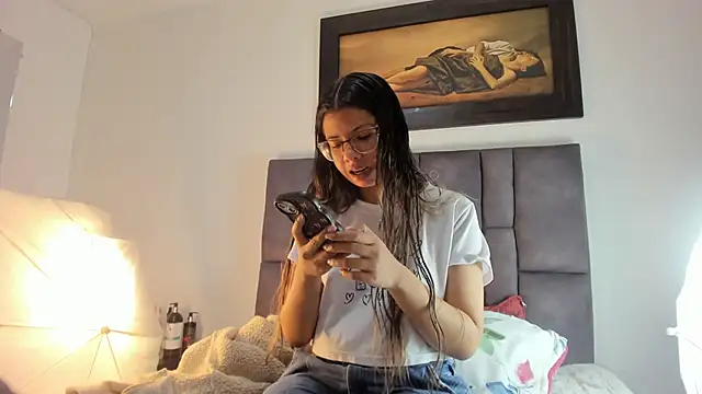 Vahiolet smith online show from March 10, 3:10 am