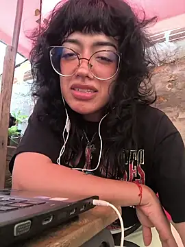 Fun Everywhere online show from April 8, 9:50 pm