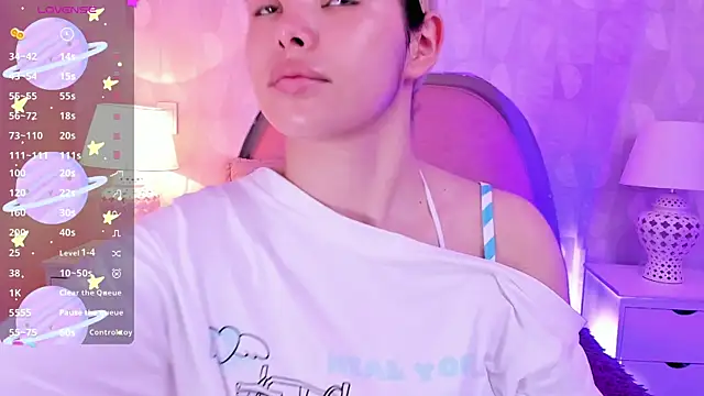 angeline teen online show from July 15, 12:32 pm