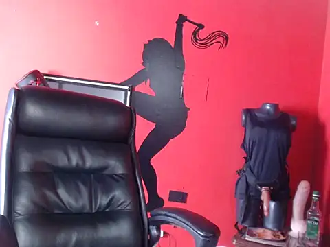 KLOE PIELL online show from March 21, 9:20 pm