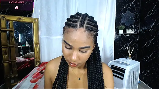 Hillary queen online show from November 7, 6:13 pm