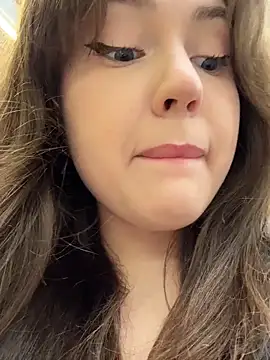 Snapshot of Peachy_Dream chatting on October 13, 6:10 pm Peachy Dream online show from October 13, 6:10 pm