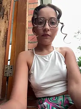 Penelope-Hot online show from April 15, 9:26 pm