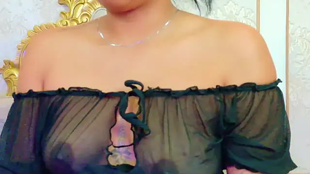 BellahColucci online show from May 29, 12:25 pm