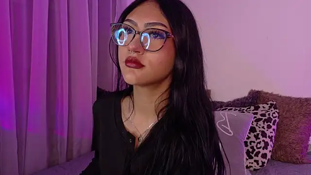 miluv19 online show from April 22, 9:34 pm