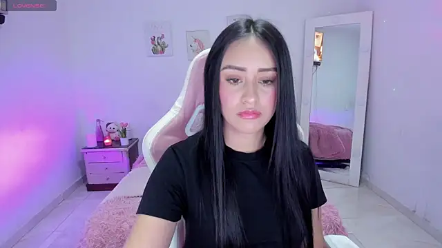 Tinylottie online show from July 18, 11:29 pm