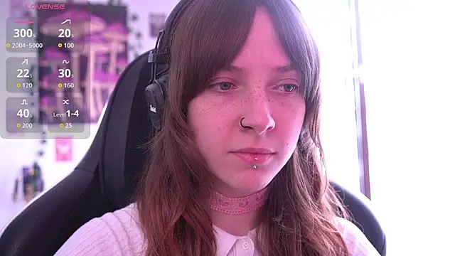 juliapie online show from April 8, 9:11 am