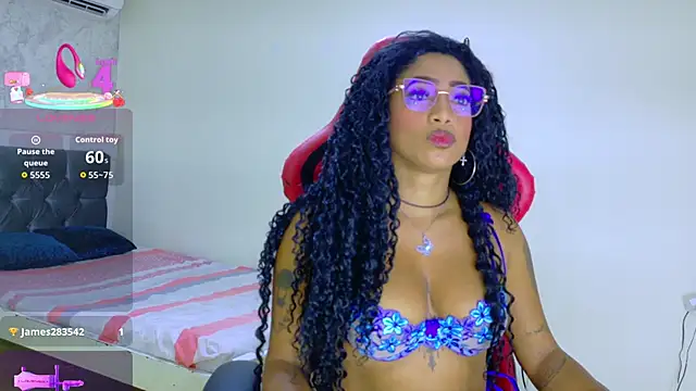 analus-01 online show from April 24, 1:36 pm