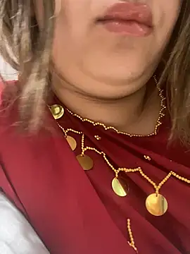 yassminsexy22 online show from May 20, 10:07 pm