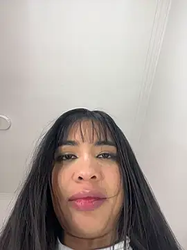 lina pink online show from November 11, 3:24 am