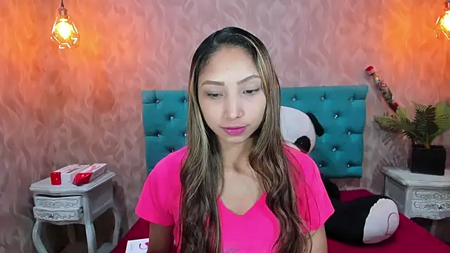 MadelineDoll online show from September 21, 1:21 pm