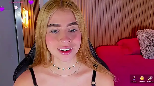 LUCYAMARS1 online show from October 23, 12:33 pm