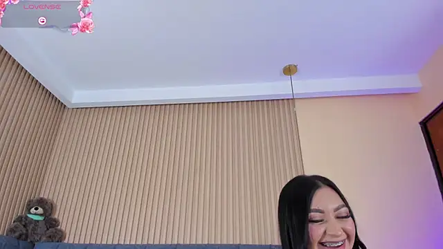 kathecute   online show from December 19, 2:05 am