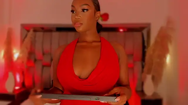 ChaynnaCooper online show from February 15, 3:53 am