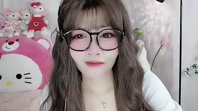 Snapshot of Nancy-Cindy chatting on October 8, 8:24 pm Nancy-Cindy online show from October 8, 8:24 pm