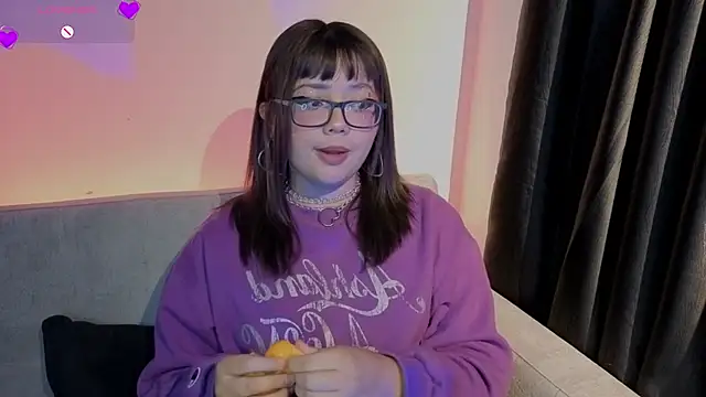 missy taylor  online show from November 29, 12:36 am