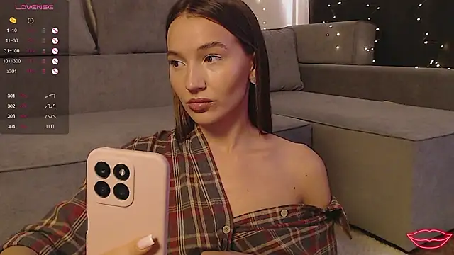 Bellla Haddid online show from February 3, 5:49 am