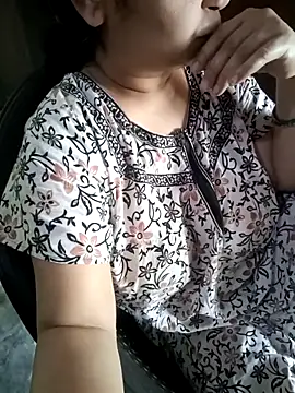 Kavya kapoor online show from March 11, 3:33 am