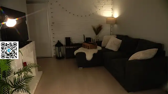 White-Mare online show from April 8, 5:15 pm