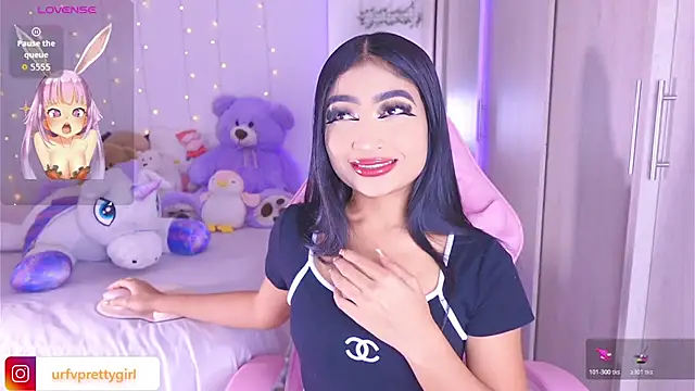urfavprettygirl online show from July 11, 3:06 am