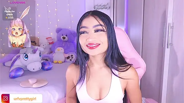 urfavprettygirl online show from June 11, 8:44 am