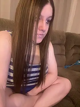 PuckBunny17 online show from April 1, 4:57 am