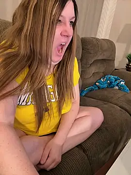PuckBunny17 online show from August 2, 3:09 am