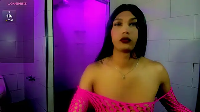 nicol gill  online show from March 28, 11:10 am