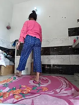 riya190 online show from November 13, 8:35 am