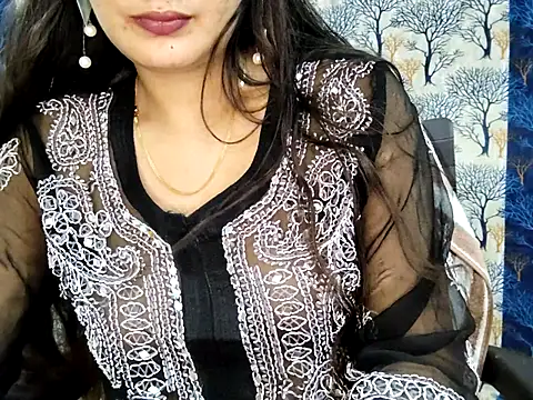 Aarvi Arora online show from November 2, 12:19 pm