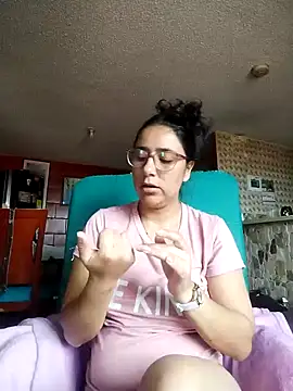 Im Alma  online show from June 3, 2:07 pm