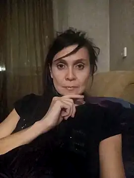 Francenia lolis online show from February 16, 7:58 pm