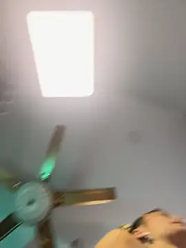 -Sexy Barbie- online show from March 29, 4:00 am