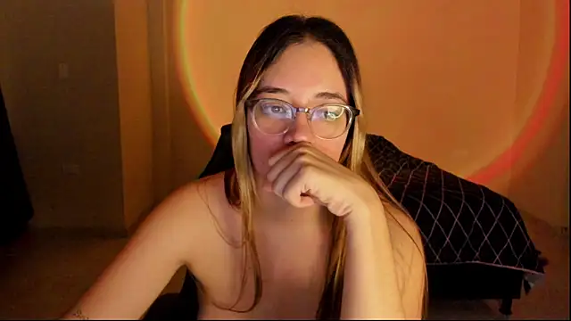 atenas 05  online show from October 20, 9:56 am