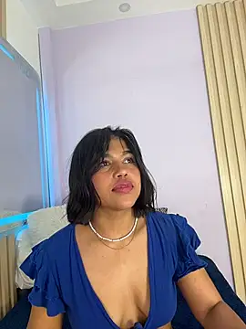 NaiirobiSwan online show from December 21, 9:52 pm