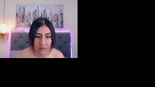 mia aira online show from October 22, 3:28 pm